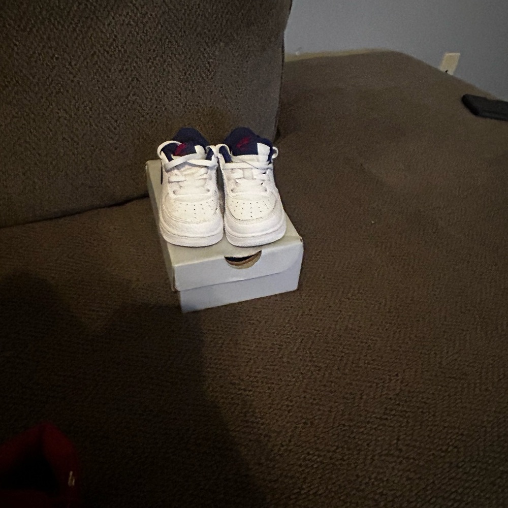 Nike Kids Sneakers - White and Blue